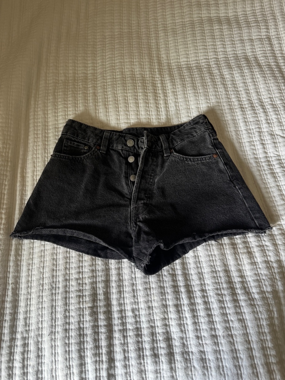 H&M &DENIM High Waisted Raw Hem Cutoff Shorts Black Denim Size 2 Button Fly